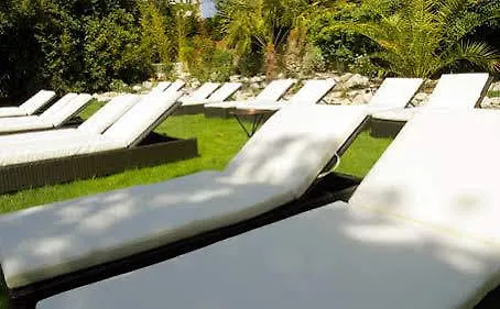 A Propos- Suites Et Chambres Orange  Bed & Breakfast Orange (Vaucluse)