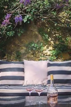 A Propos- Suites Et Chambres Orange  2*, Orange (Vaucluse) France